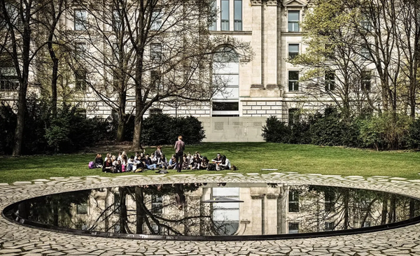 Sinti und Roma Denkmal