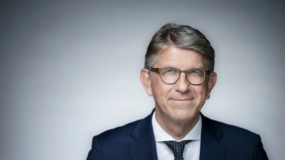 Bild zum Artikel: "Persönliche Erklärung: Staatsminister Weimer überträgt Verlagsanteile an Treuhänder"