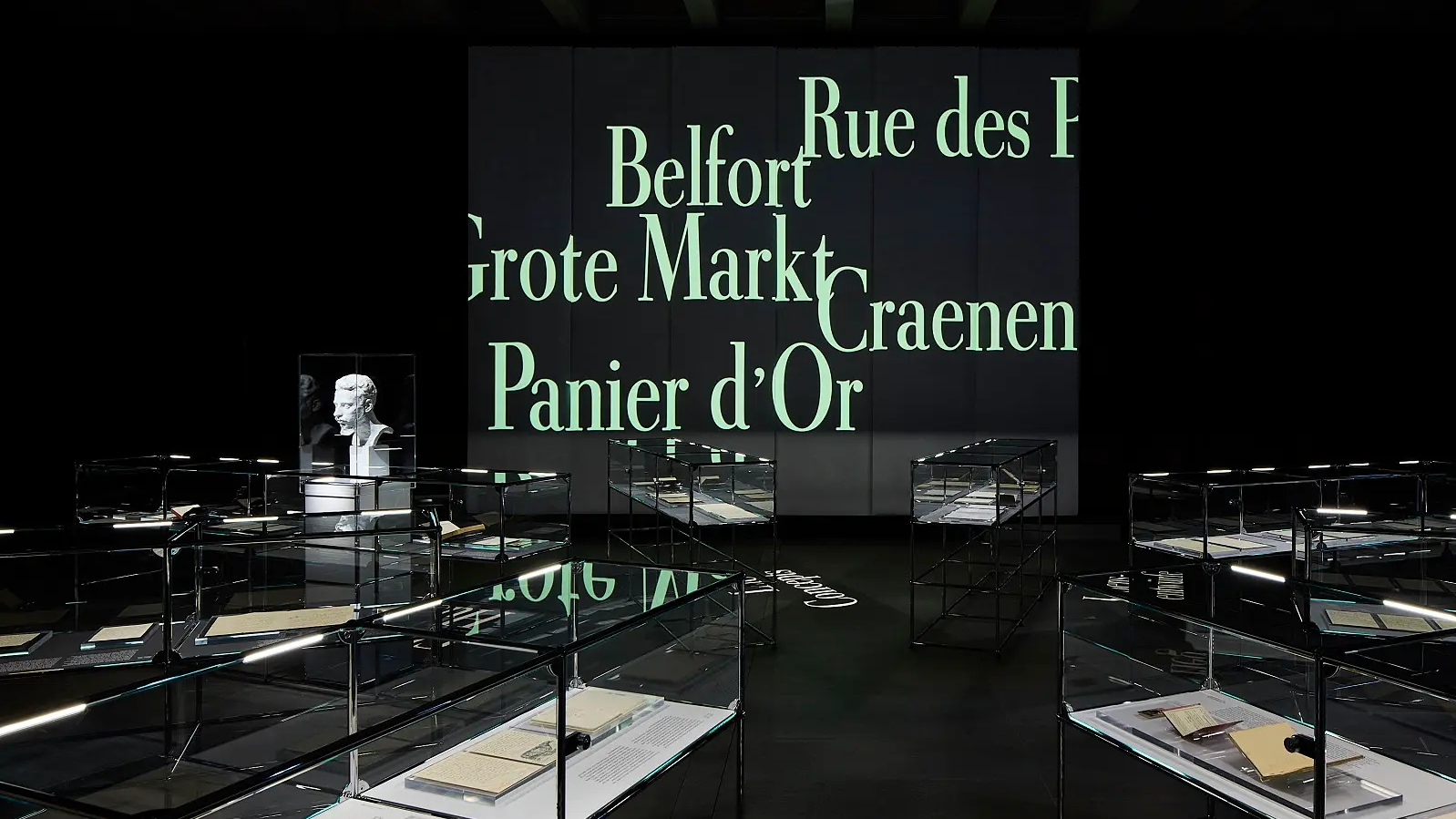 Blick in die Ausstellung "Rilkes Welten"