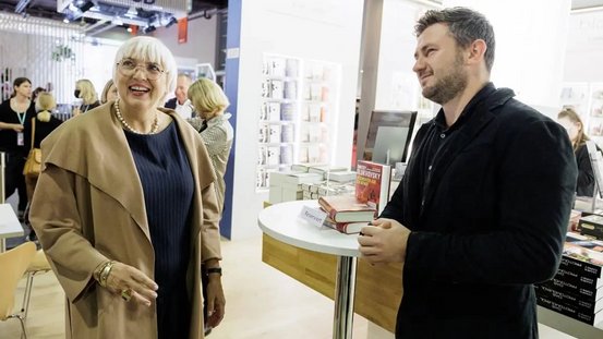 Kulturstaatsministerin Roth mit Dmitri Alexejewitsch Gluchowski