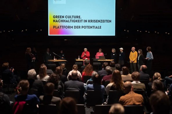 Podiumsdiskussion im Haus der Berliner Festspiele