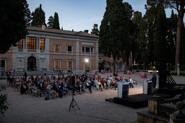 Preisverleihung im Garten der Villa Massimo in Rom