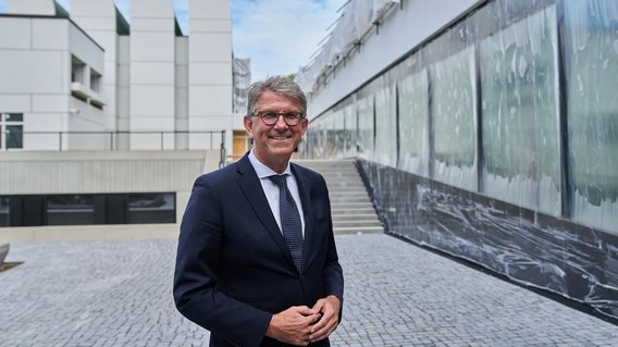 Bild zum Artikel: "Weimer: „Stärken das Bauhaus von allen Seiten“ – Vier Millionen Euro jährlich für Berliner Bauhaus-Archiv und große Unterstützung für Bauhaus-Manifest"