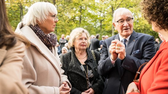 Bild zum Artikel: "Roth: Sichtbares Zeichen gegen das Vergessen"
