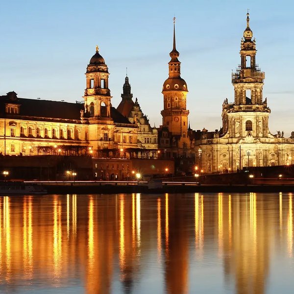 Dresdner Residenzschloss in Abendstimmung
