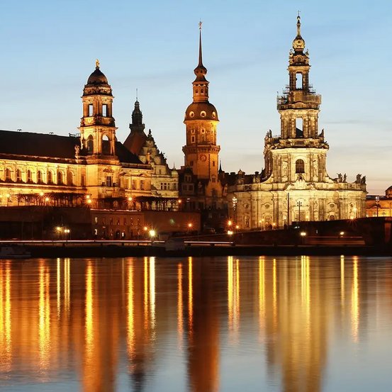 Dresdner Residenzschloss in Abendstimmung
