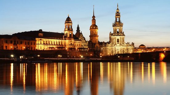 Dresdner Residenzschloss in Abendstimmung