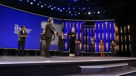 Titel (*) 2022-02-11-bkm-berlinale-9  Topline Subheadline Alt-Text (*) Internationale Jury Berlinale 2022