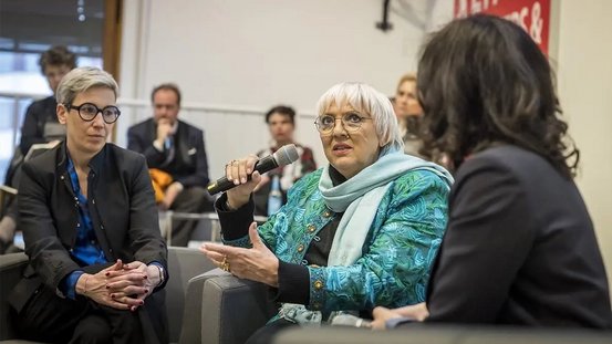 Kulturstaatsministerin Roth, Rima Abdul-Malak und Sam Tanson bei der Präsentation des Fonds