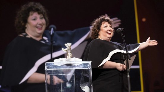 Meltem Kaptan bei der Preisverleihung der 72. Berlinale