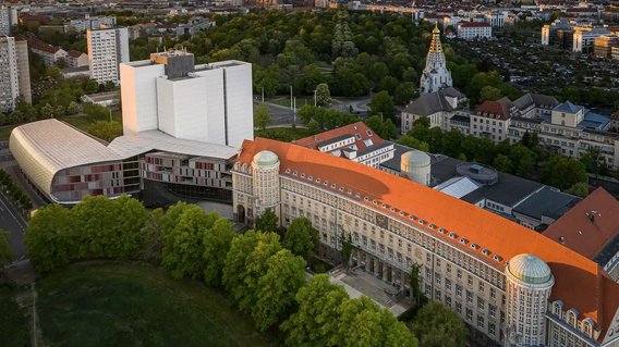 Bild zum Artikel: "Bibliotheken und Archive"