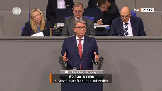 Staatsminister Weimer bei Bundestagsrede im Bundestag