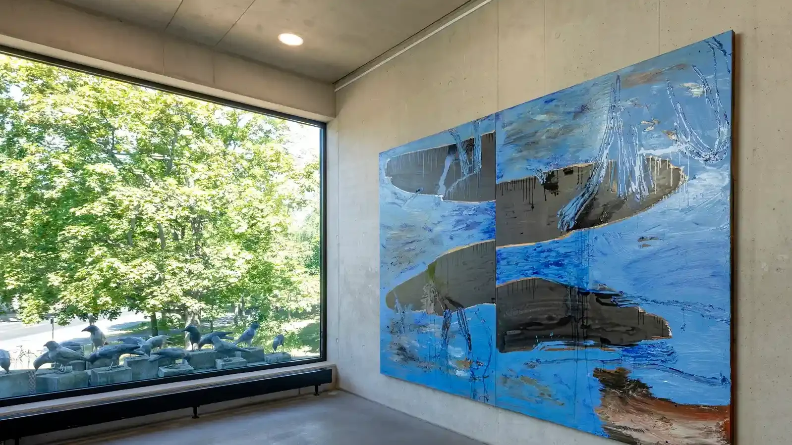 Ausstellungsansicht &bdquo;Wo Kolibris schwimmen&ldquo; 