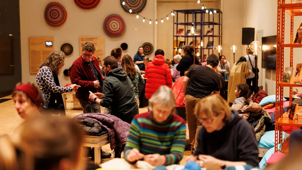 Workshop "Das Geschenk der Spinne" an den Thementagen "Verbergen oder Erz&auml;hlen / Familiengeheimnisse"  