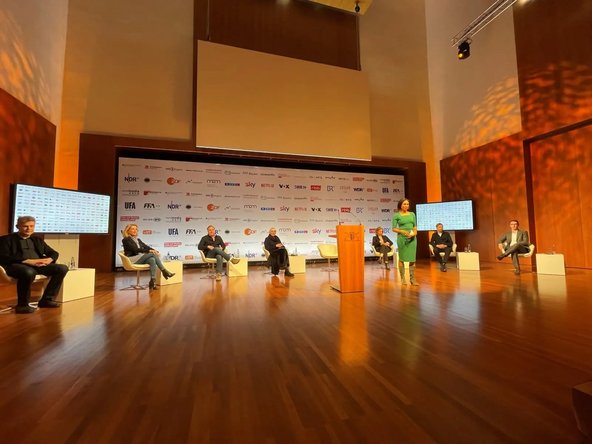 Podiumsdiskussion bei der Infoveranstaltung zur Vereinheitlichung der ökologischen Mindeststandards