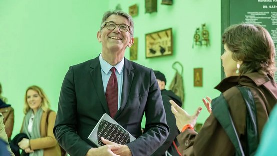 Staatsminister Weimer im Deutschen Pavillon in Venedig