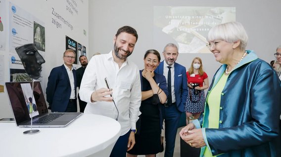 Bild zum Artikel: "Museen digital erleben"
